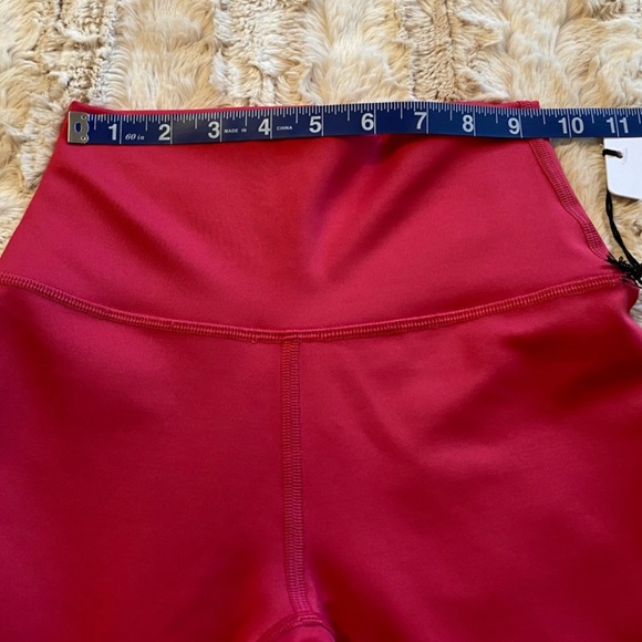 NWT ALO 7/8 High-Waist Airlift Legging in Lipstick Red Size XS - Picture 10 of 15